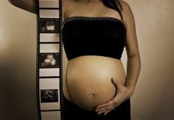 Read more about the article La edad, clave para el primer embarazo