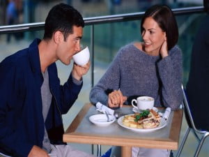 Read more about the article ¿Café después de Comer? ¡¡Lee porqué debes cambiar este Hábito!!