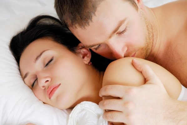 You are currently viewing Sexo madrugador: las verdades y secretos del sexo mañanero
