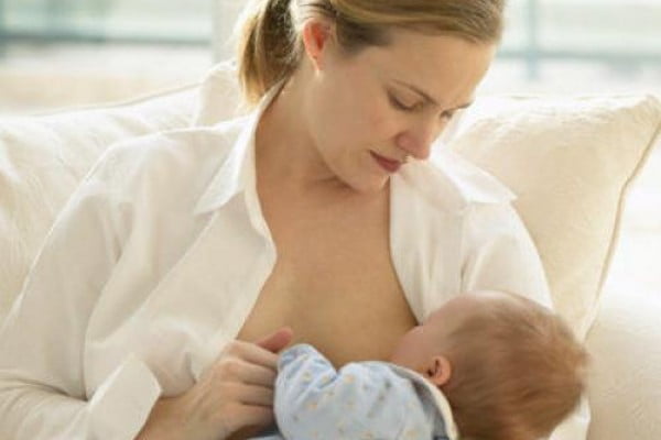 You are currently viewing La importancia de la lactancia materna en el desarrollo de los afectos