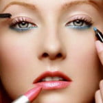 El truco de maquillaje que puede provocar problemas en los ojos