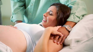 Read more about the article Las ventajas del masaje perineal para evitar desgarros durante el parto