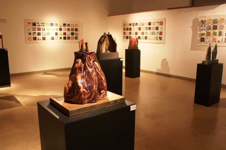 Read more about the article Exposición de Grabados y Esculturas “Espacio y Tiempo” del Taller Lineal