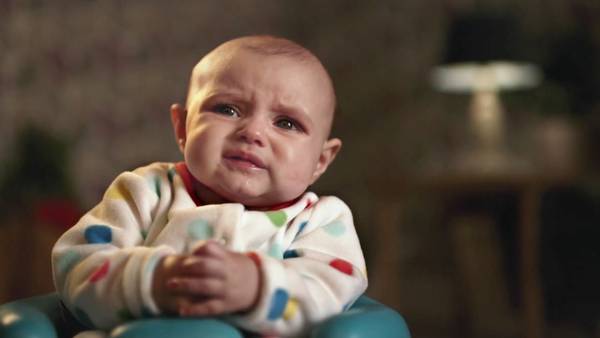 You are currently viewing Viral: Las caras de un bebé al ensuciar su pañal
