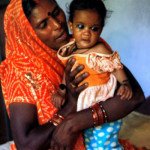 Las madres solteras en India podrán tener la custodia legal de sus hijos