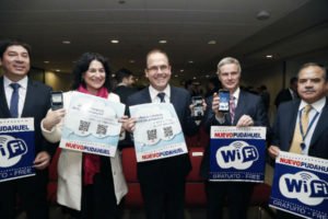 Read more about the article Autoridades de Gobierno de Chile lanzan Wifi gratuito en aeropuerto de Santiago