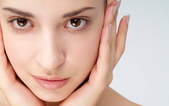 Read more about the article Lifting facial sin cirugía? Sí existe y se llama Fotona 4D