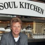 Bon Jovi y su restaurante donde no cobra a personas de escasos recursos