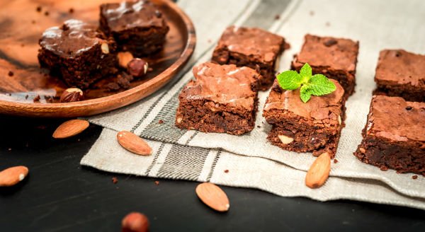 Read more about the article ¡Haz este delicioso brownie saludable sin harina ni azúcar!