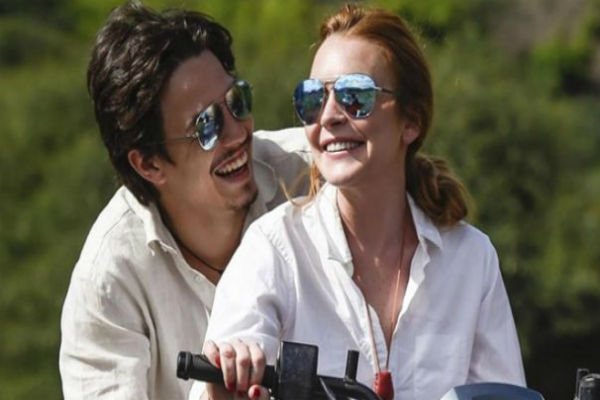 Read more about the article La feroz pelea entre Lindsay Lohan y su novio en una playa