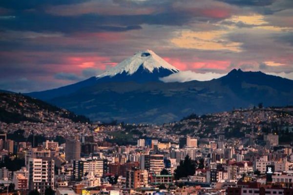 Read more about the article Quito y sus 7 visitas que deben estar en tu itinerario