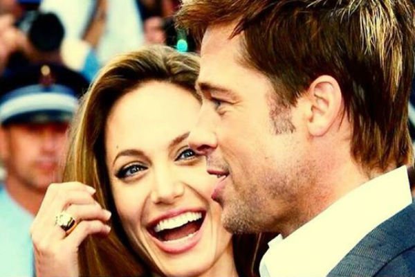 Read more about the article Angelina Jolie solicitó el divorcio a Brad Pitt