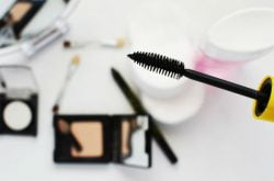 Read more about the article Dónde comprar las marcas de maquillaje que no venden en el país