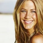 Jennifer Aniston defiende la no-maternidad: “No porque tengamos útero debemos procrear”