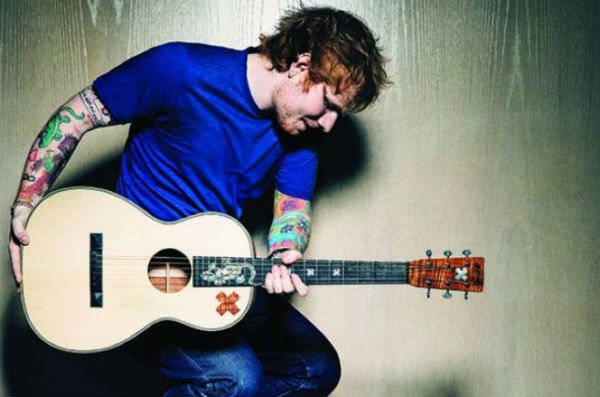 Read more about the article Ed Sheeran estrenó el video de su nuevo single “Galway Girl”