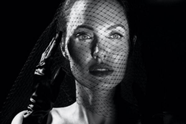 Read more about the article Angelina Jolie confiesa lo difícil que ha sido la vida después del divorcio