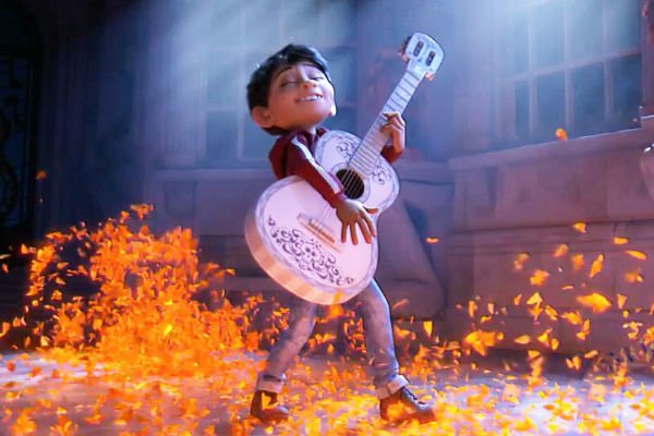 You are currently viewing Este mexicano interpretará la canción de Coco, la nueva película de Disney Pixar