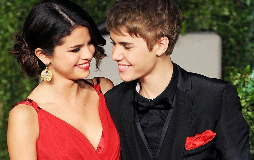 You are currently viewing Selena Gomez y Justin Bieber capturados en una escapada romántica