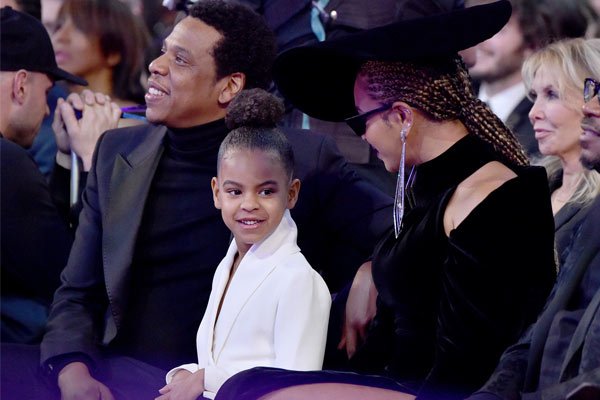 You are currently viewing Blue Ivy, la hija de Beyoncé y Jay-Z se robó la mirada de todos, y no solo por su adorable look sino por este hilarante momento