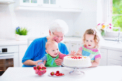Read more about the article Turkia el primer país que está pagando abuelas para cuidar de sus nietos
