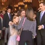 El inesperado momento de tensión entre la reina Letizia y su suegra Sofía en misa de Pascua