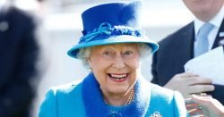 Read more about the article Los Reyes de Holanda rompieron el protocolo al saludar a la Reina Elizabeth de una muy inusual forma