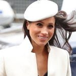 Meghan Markle vistió un mini vestido para el show benéfico ‘Hamilton’ con el príncipe Harry