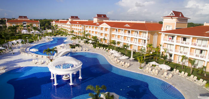Read more about the article Grand Bahia Principe abre hotel solo para adultos en Punta Cana