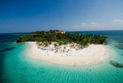 Read more about the article Las 10 playas que no pueden faltar en una visita a República Dominicana