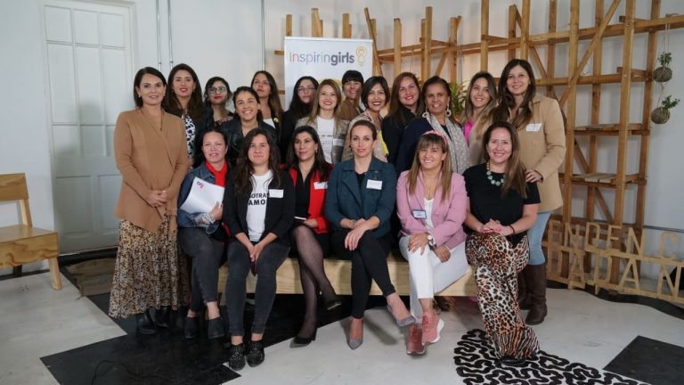 Read more about the article Inspiring Girls Chile desarrolló encuentro para mujeres agentes de cambio