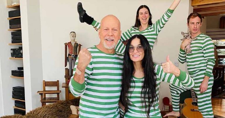 Read more about the article Mira la divertida foto familiar de Bruce Willis, Demi Moore y sus hijas durante su cuarentena