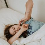 ¿Cómo afecta el sueño a nuestra alimentación?
