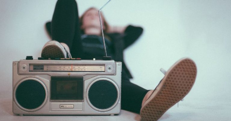 Read more about the article “Nostalgia positiva”: La música pop de los ochenta es la mejor para reducir el estrés
