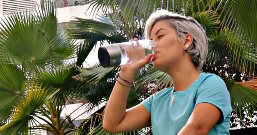 You are currently viewing Adelgazar bebiendo agua: Los beneficios del agua hidrogenada 