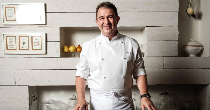 You are currently viewing Martín Berasategui: el exitoso cocinero español ganador de 12 Estrellas Michelin que conquista el mundo