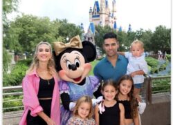 Read more about the article Radamel Falcao y su familia disfrutan en Disney World