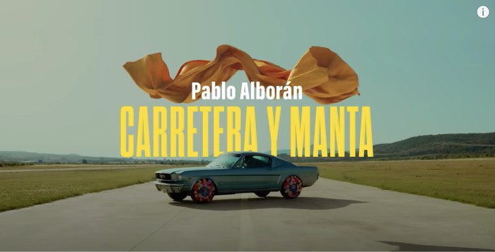 Read more about the article Pablo Alborán presenta su nuevo videoclip “Carretera y Manta”