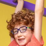 Resistentes, coloridos y cómodos: las claves para elegir los anteojos que necesitan tus niños