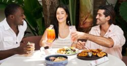 Read more about the article Descubre el encanto del Brunch en Miami con una experiencia culinaria y musical