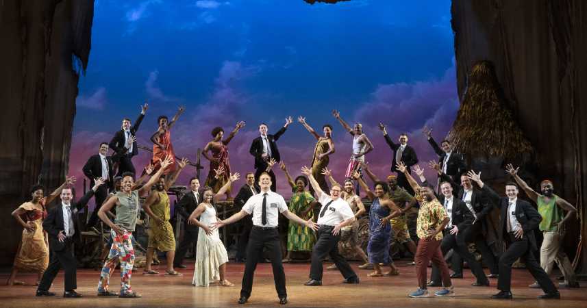 You are currently viewing El Musical que Revolucionó Broadway: “THE BOOK OF MORMON” Ahora en Broward Center
