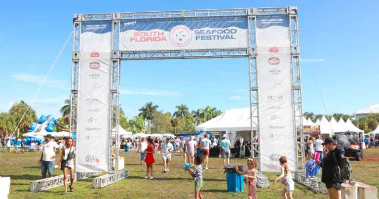 Read more about the article El Festival de Mariscos del Sur de Florida vuelve a Coconut Grove este 12 de Noviembre