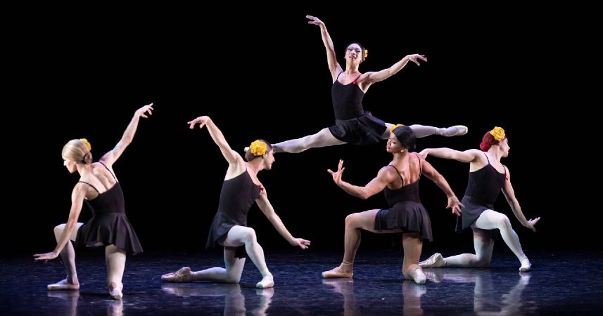 You are currently viewing Les Ballets Trockadero de Monte Carlo celebra su Medio Siglo de Ballet Cómico en Miami