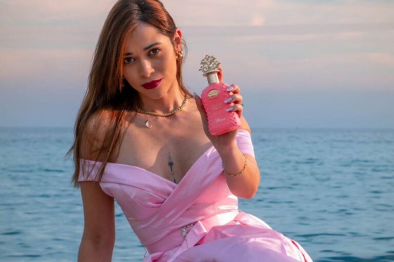 Read more about the article Embárcate en un viaje olfativo por el corazón de Miami con los exquisitos perfumes árabes recomendados por Jessica Fonseca